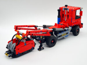 42144 Alternate: Container-Truck